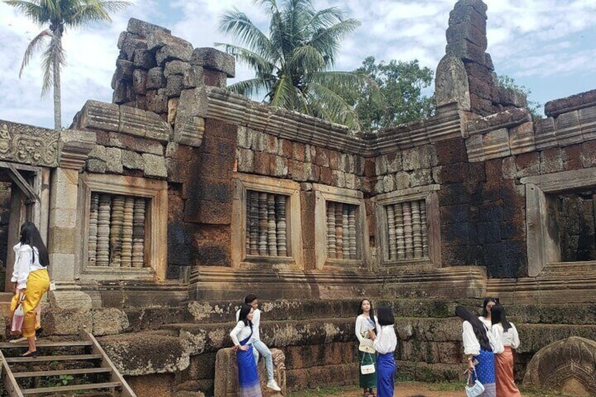 Chisor Ta Moa Zoo Ta Prohm Tour