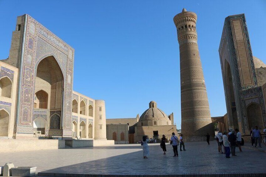 Walking Tour in Historical Bukhara with a Small Group