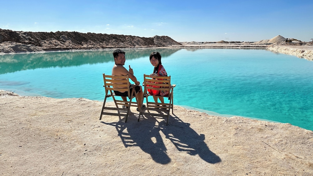 From Cairo: Sulfur & Salt Lake Swim, Desert Safari and Siwa Oasis Tour