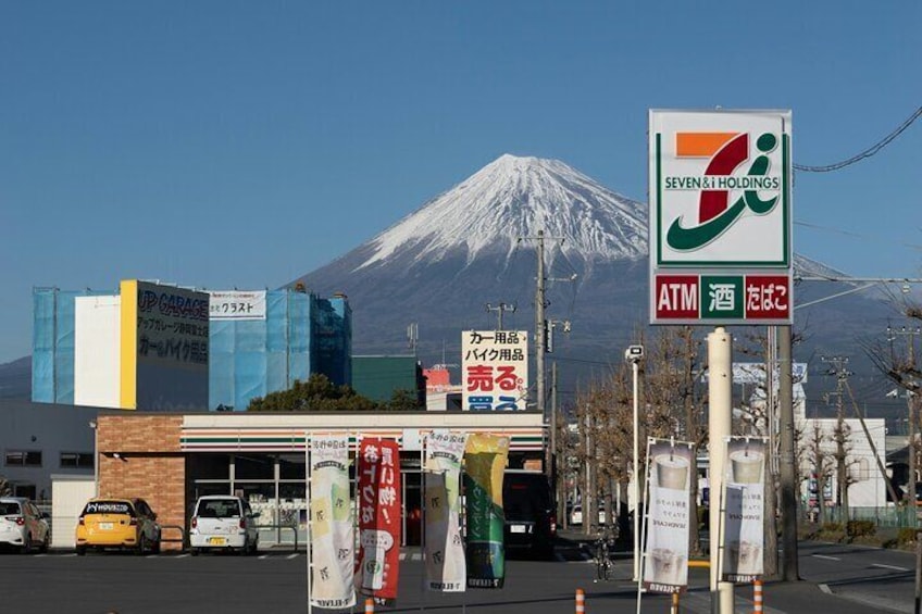 Customizable Private Tour in Mt. Fuji with Private Driver