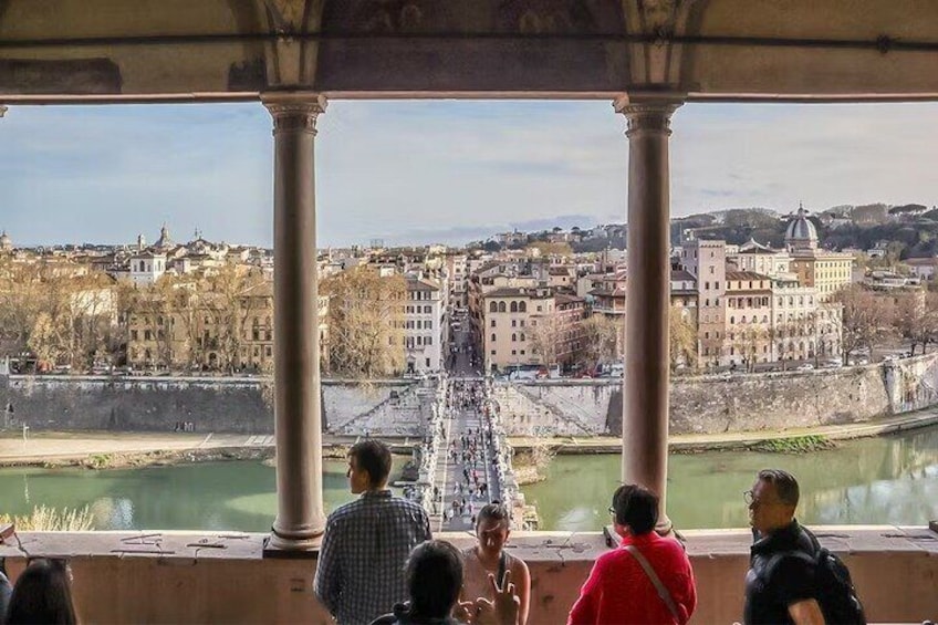 Castel Sant'Angelo Skip-the-Line Tickets with Hosted Entry