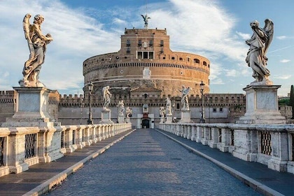 Castel Sant'Angelo Skip-the-Line Tickets with Hosted Entry