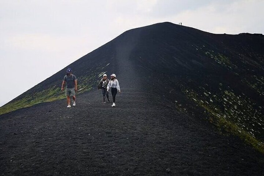 Etna Private Tour From Giardini Naxos and Taormina