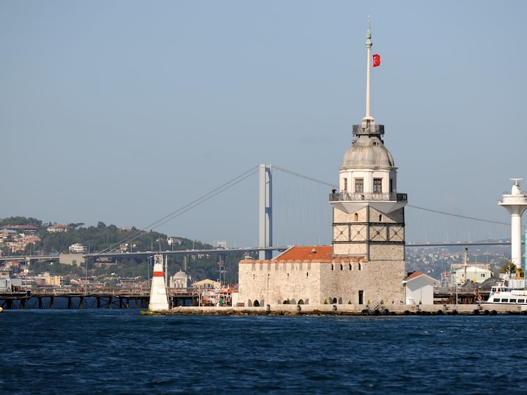 Istanbul: Maiden's Tower Entry Ticket with Audio Guide