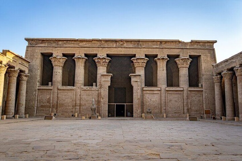 Private Tour in Temple of Edfu and Kom Ombo from Luxor