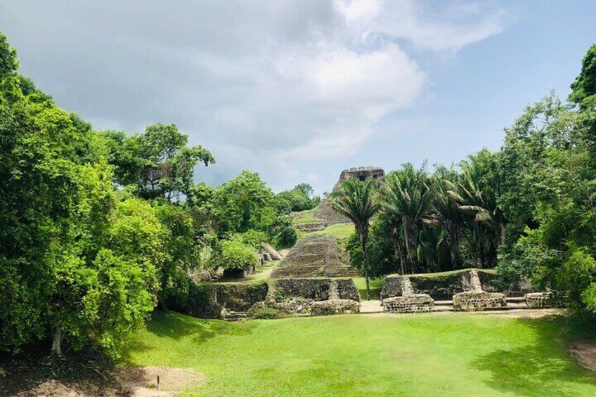 Private Half Day Tourin Xunantunich Maya Temples