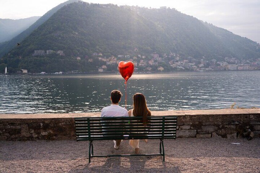 Private Tour with Personal Photographer in Varienna and Lake Como