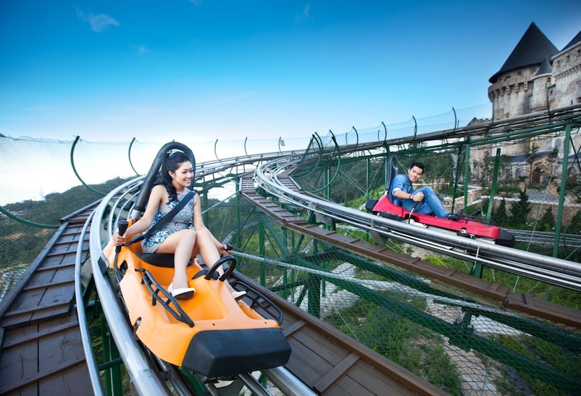 Vietnam: Sun World Ba Na Hills Alpine Coaster