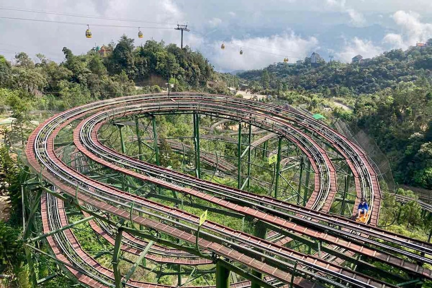 Vietnam: Sun World Ba Na Hills Alpine Coaster