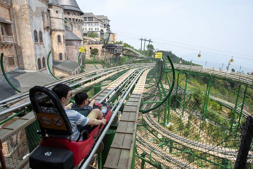 Vietnam: Sun World Ba Na Hills Alpine Coaster