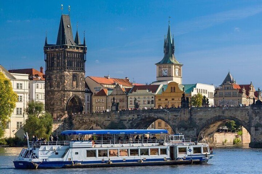 Tour experience in Prague for 4 Days