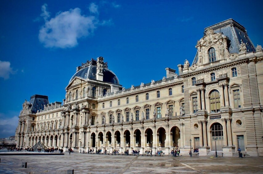 Paris: Picasso Museum Ticket & In-App Walking City Tour