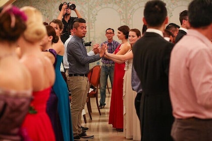 Christmas Waltz and New Year's Ball Workshop in Vienna