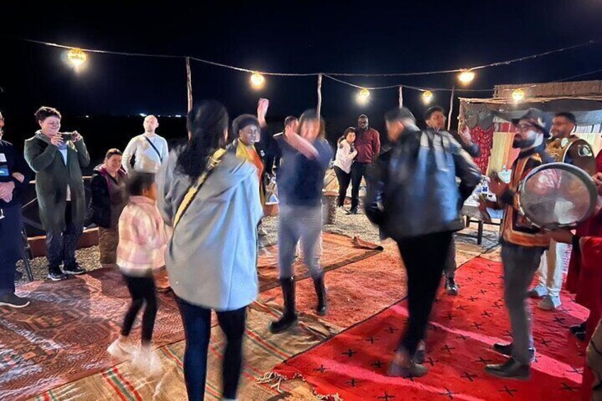 Agafay Desert Sunset & Romantic Dinner with Transfer – Marrakesh