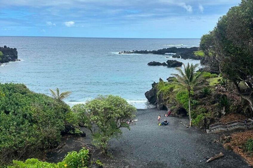 Full-Day Road to Hana Adventure with Breakfast & Lunch