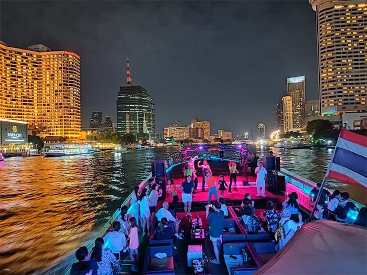 Yodsiam Party Boat Cruise Bangkok