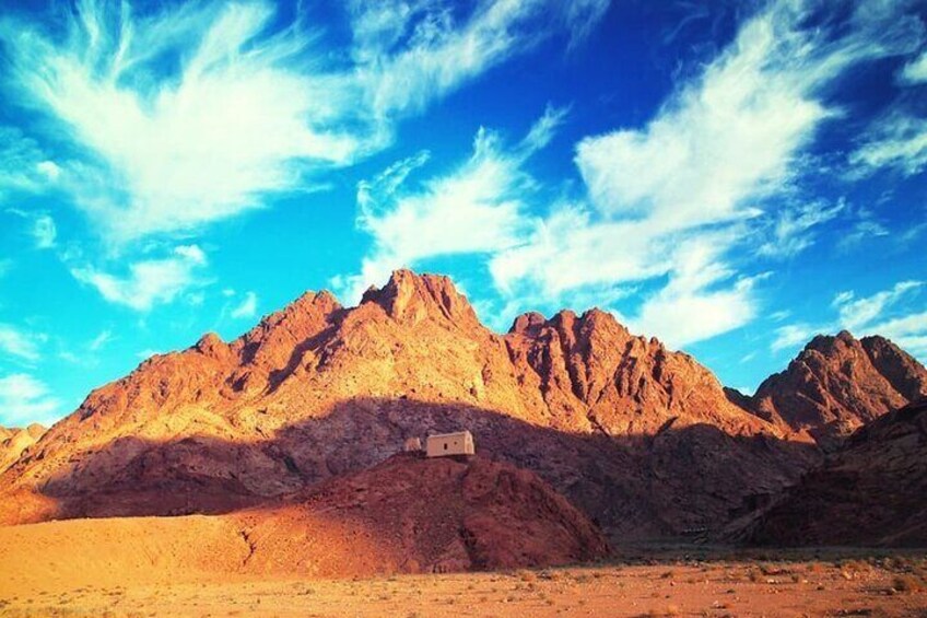 Cairo 2-Day St Catherine Monastery and Mt Sinai Private Tour
