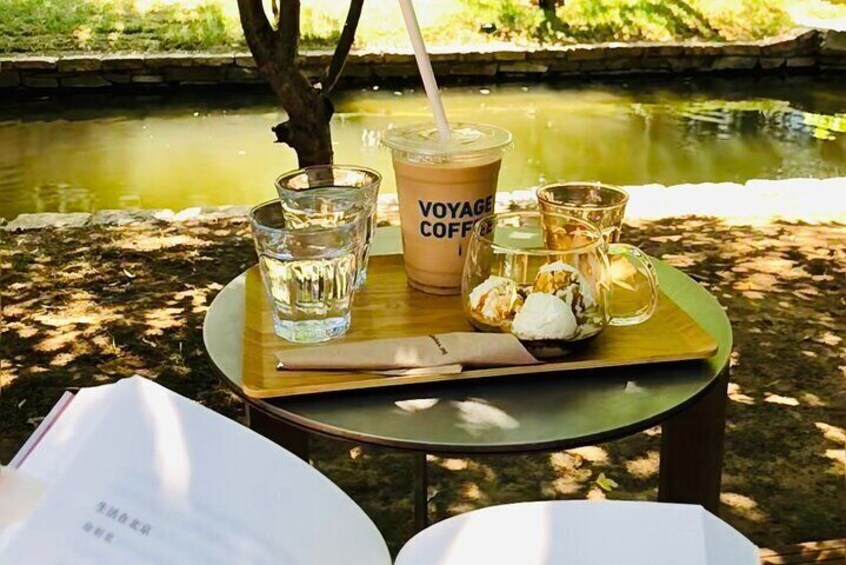 A cafe inside Sanlihe Park