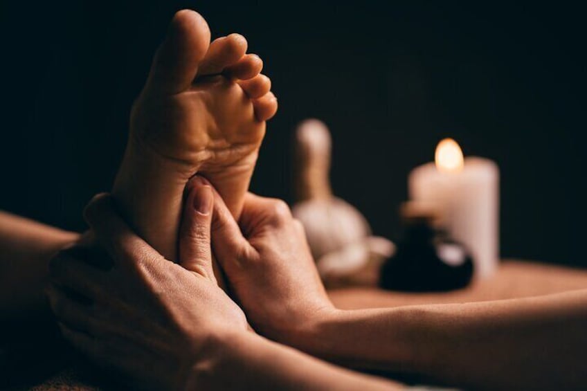 Private Couple Massage Experience in Santiago de Compostela