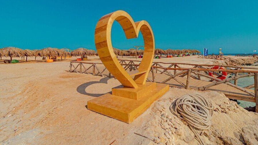 Full Day to Magawish Island With Lunch & Transfer - Hurghada