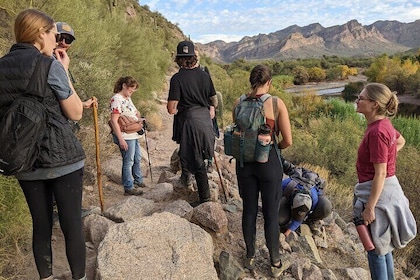 Lime Kiln Desert Hike on the Lower Salt River