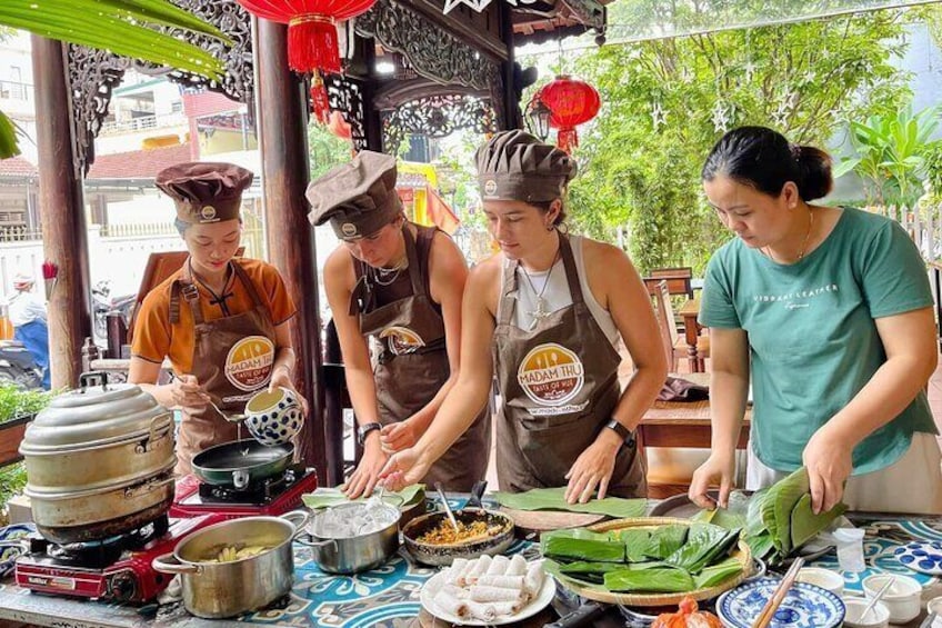 Hue Cooking Class & Local Market Tour by Cyclo with Madam Thu