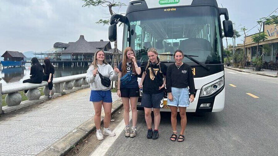 Hue - Hoi An Bus Tour with English Guide & Sightseeing