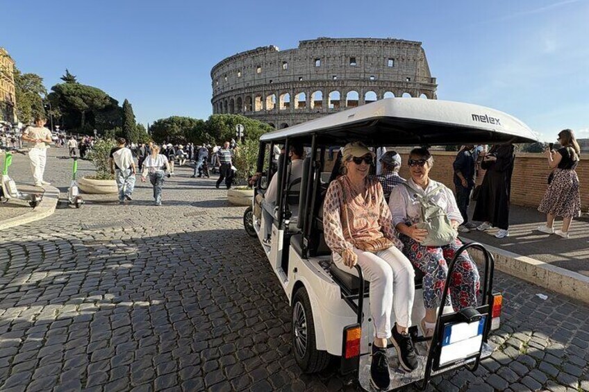 Private Tour in Rome by an Eco friendly Golf Cart