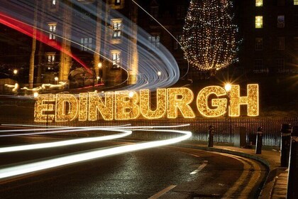 Edinburgh Winter Festivals Private Tour in a Premium Minivan