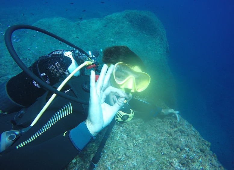 Picture 3 for Activity Catania: Scuba Diving motor boat