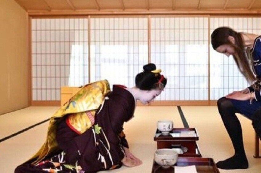 Experience Authentic Gion Geisha/Maiko Cultural Tour