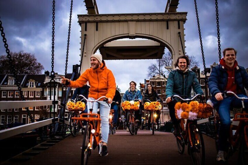 Amsterdam City Top Highlights Guided Bike Tour