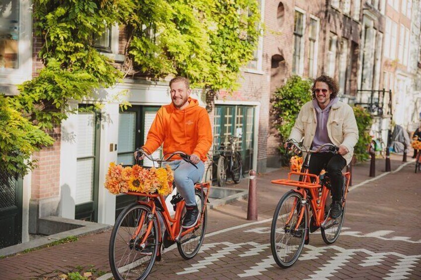 Amsterdam City Top Highlights Guided Bike Tour