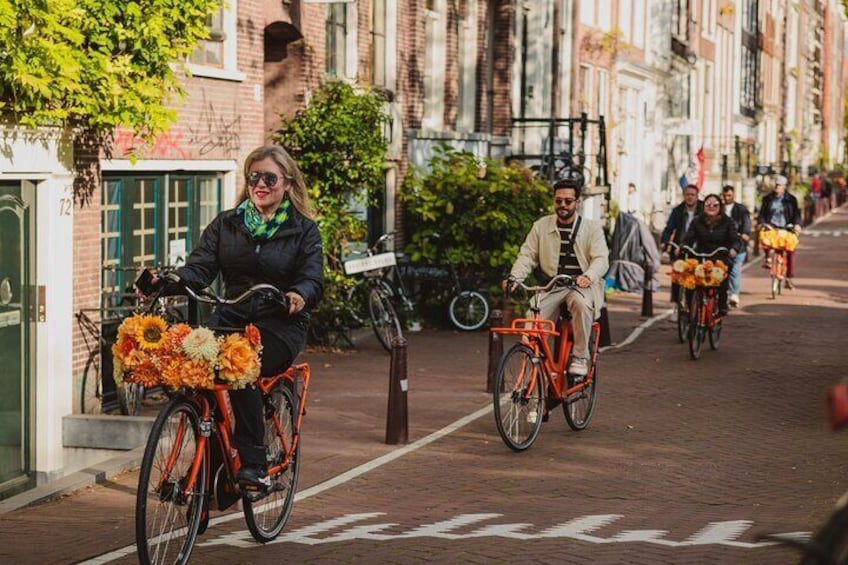 Amsterdam City Top Highlights Guided Bike Tour