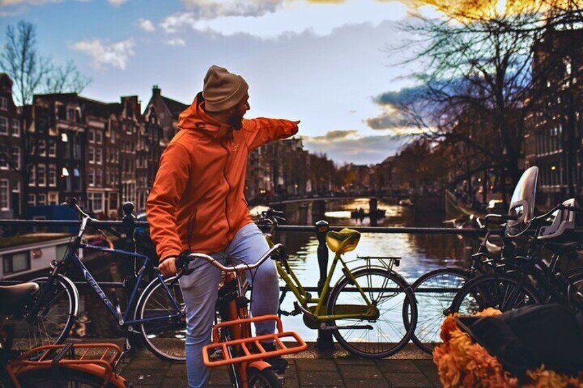 Amsterdam City Top Highlights Guided Bike Tour