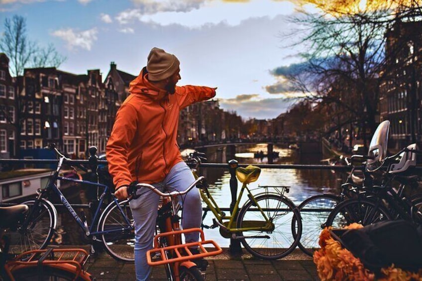Amsterdam City Top Highlights Guided Bike Tour