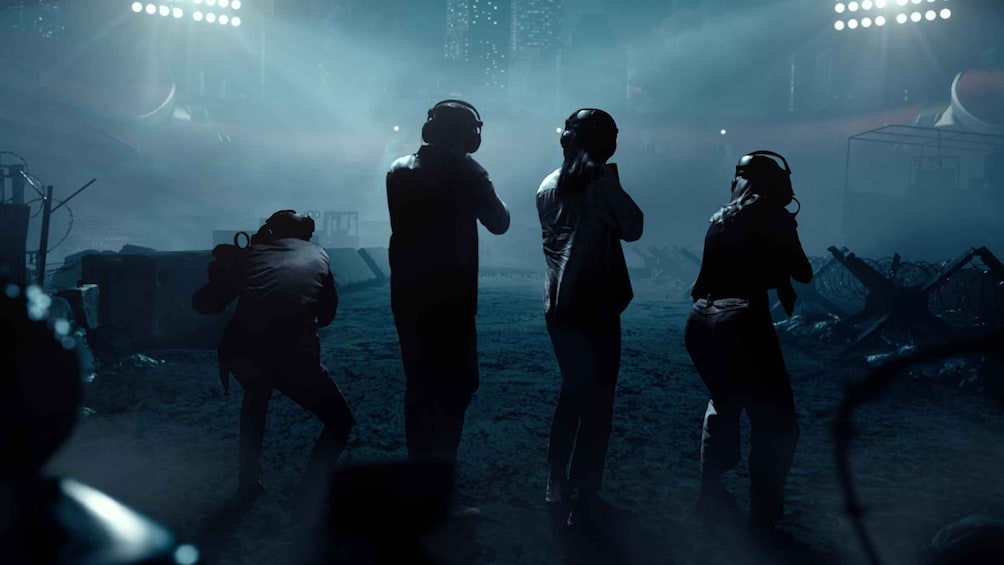 Picture 3 for Activity Experience the thrill in immersive VR multiplayer experience