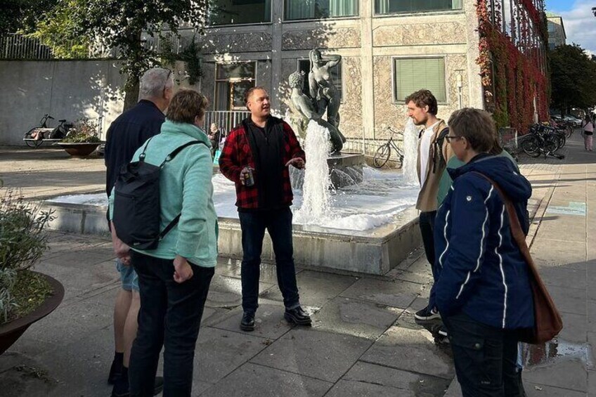 Insider Walking Tour and Free Latin Quarter Tour