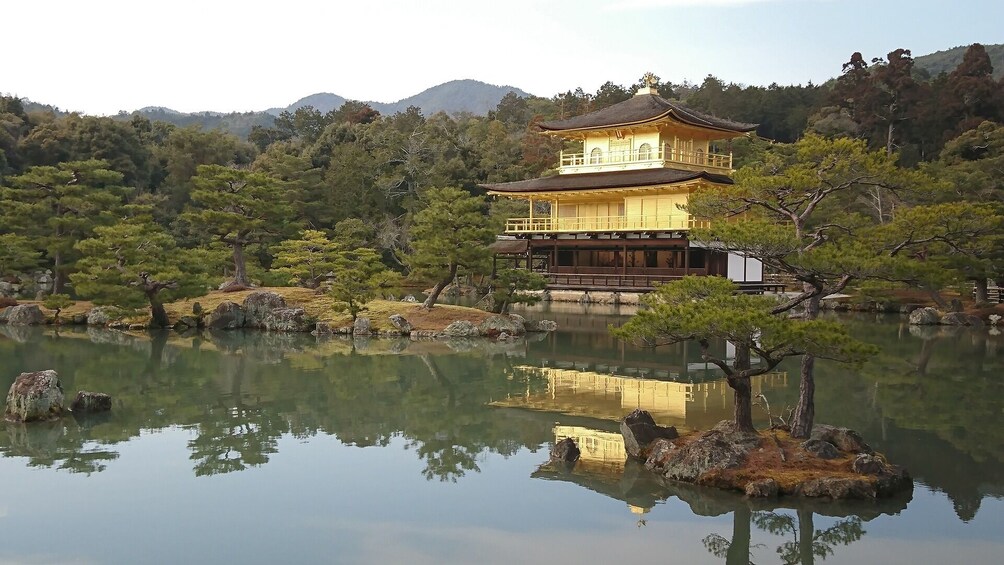 Kyoto Highlights: Arashiyama, Golden Pavilion, Fushimi Inari & More