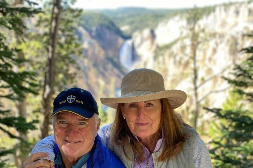 Private All Day Lower Loop Tour of Yellowstone National Park 