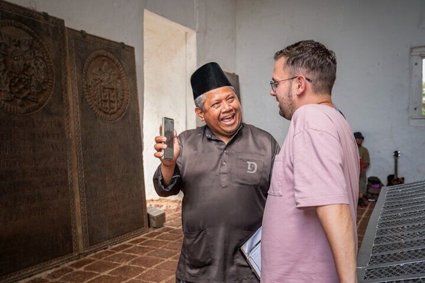 Kuala Lumpur Malacca River Cruise and Historical Tour with Lunch