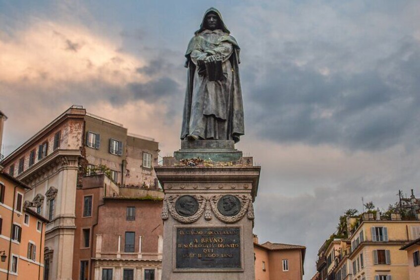 Giordano Bruno's statue, one of the most influential intellectuals of the 16th century executed for herecy