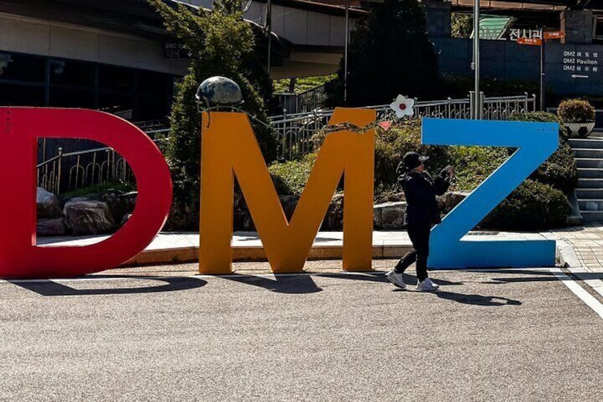 Private Guided Tour in DMZ with Modern Museum Optional Layover