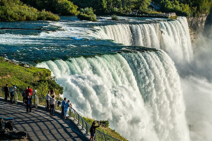 Breathtaking views of the Niagara Falls from the American-side 