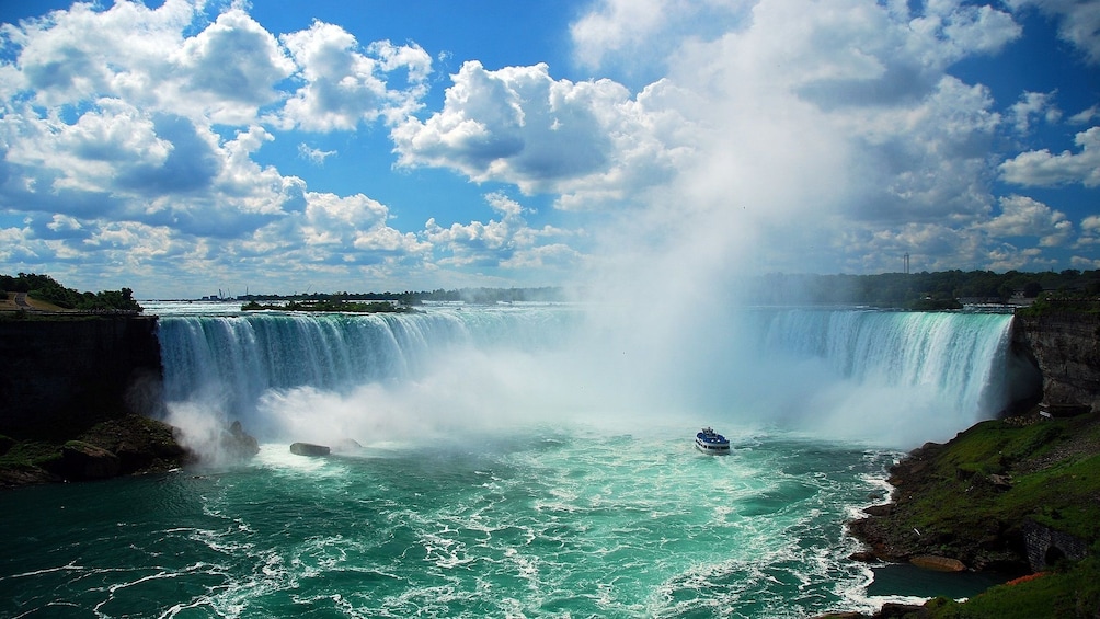 Landscape view of breathtaking Niagara Falls 