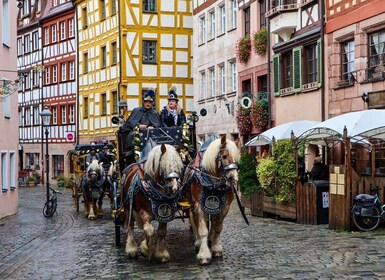 Nuremberg: Christmas Market and Old Town Stagecoach Ride