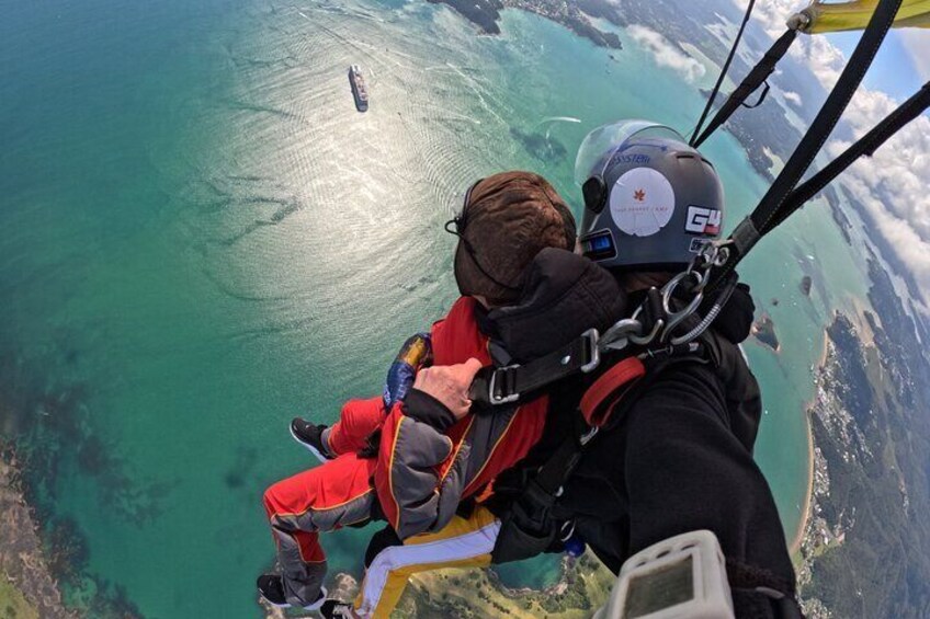 Bay of Islands: 16,000ft Skydive