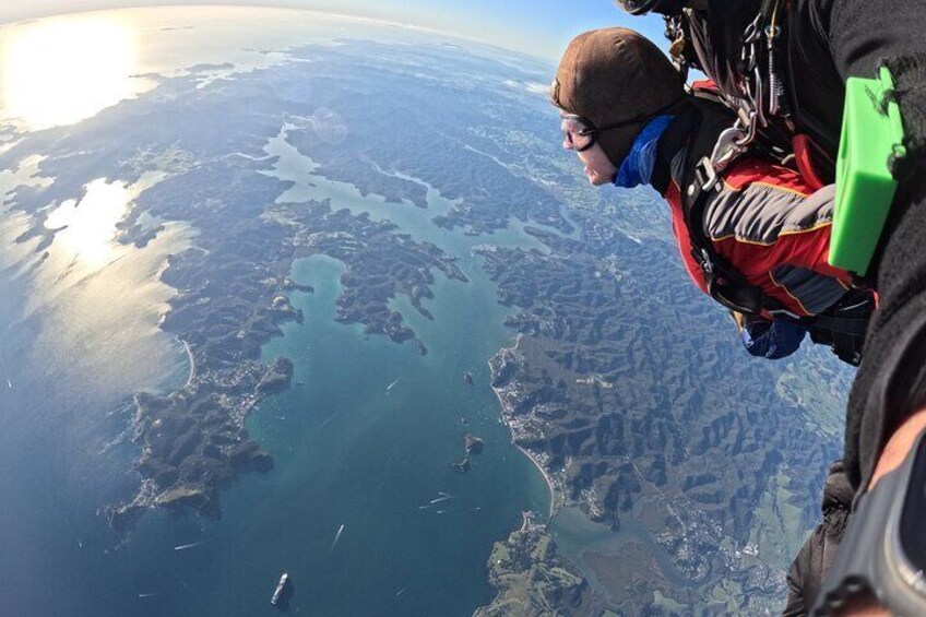 Bay of Islands: 18,000ft Skydive