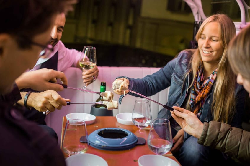 Picture 1 for Activity Geneva: tour with fondue and wine in TukTuk
