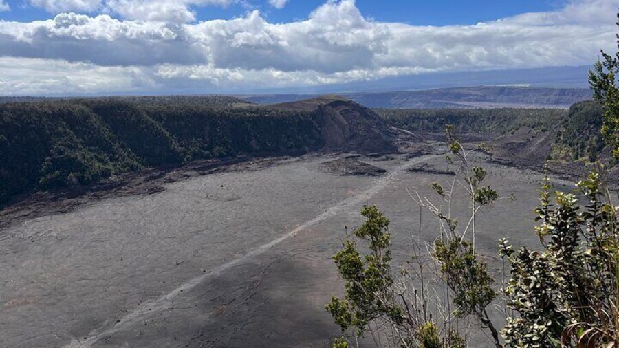 Big Island Tour of East to West